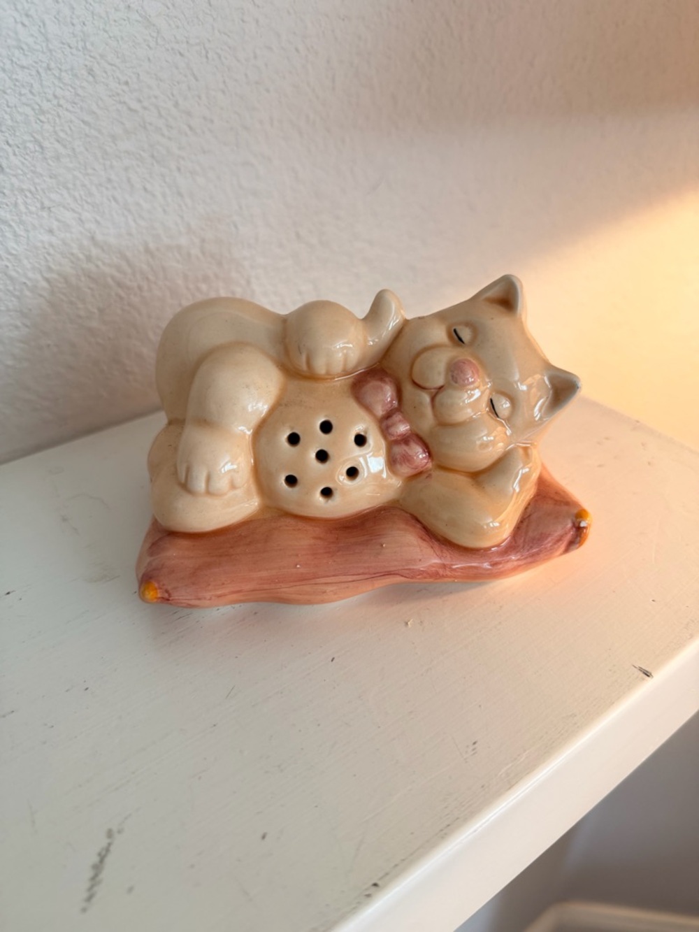 Vintage Sleeping Cat Salt Shaker Ceramic Kitty Figurine Mid Century Japan Style